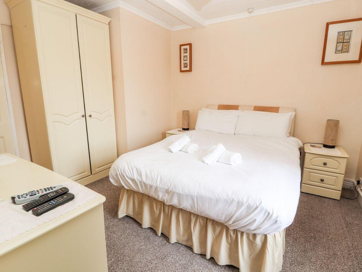 Scotch Hall Cottage Llangollen Εξωτερικό φωτογραφία